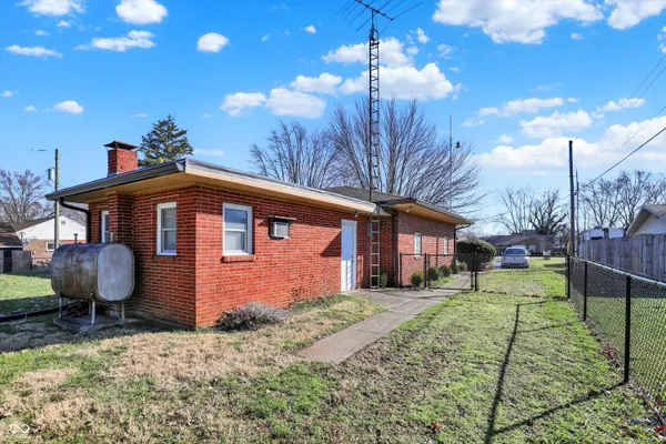 $315,000 | 3811 South Main Street, New Castle, IN 47362