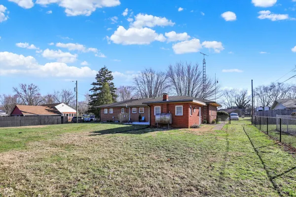 $315,000 | 3811 South Main Street, New Castle, IN 47362