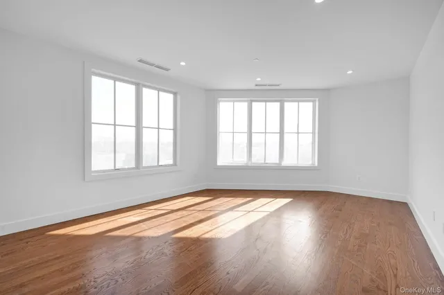 $4,500 | 291 Main Street, Unit 2B, Eastchester, NY 10709