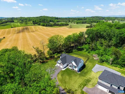 $665,000 | 4055 Romney Court, Harrisonburg, VA 22802