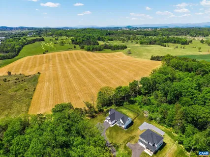 $665,000 | 4055 Romney Court, Harrisonburg, VA 22802