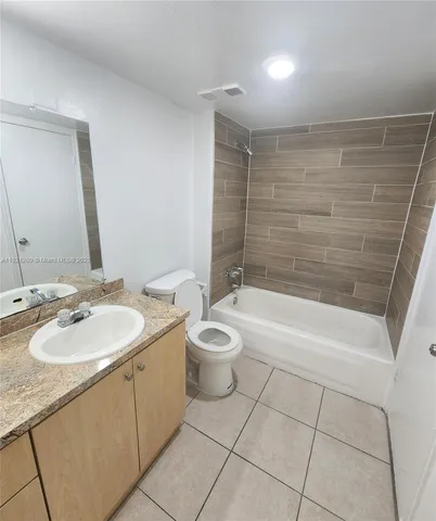 $2,132 | 11140 Southwest 196th Street, Unit C303, Cutler Bay, FL 33157