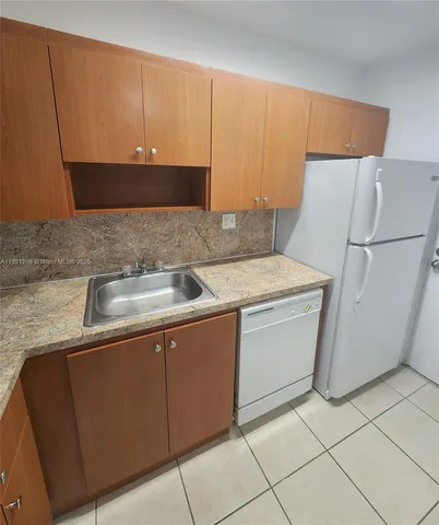 $2,132 | 11140 Southwest 196th Street, Unit C303, Cutler Bay, FL 33157