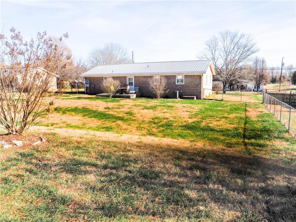 186 Roberts Road Eden, NC 27288 - Photo 19 of 19 Gallery Image 19