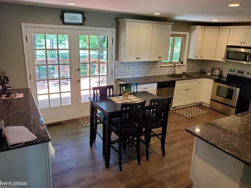 19011 Pratt Road Armada, MI 48005 - Photo 8 of 30 50019127-8.JPG