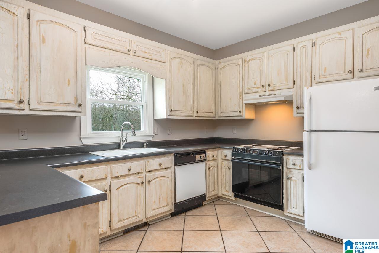 150 Washington Lane Alabaster, AL 35007 - Photo 7 of 27 Gallery Image 7