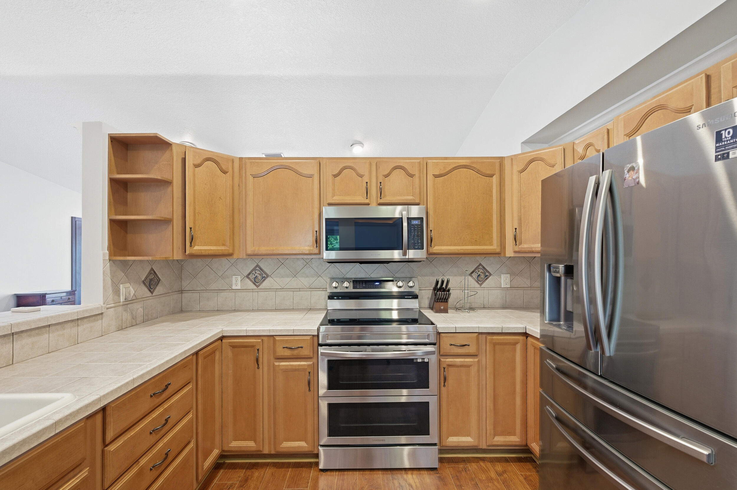 22672 Southwest 54th Avenue Boca Raton, FL 33433 - Photo 26 of 32 28__d4s8254