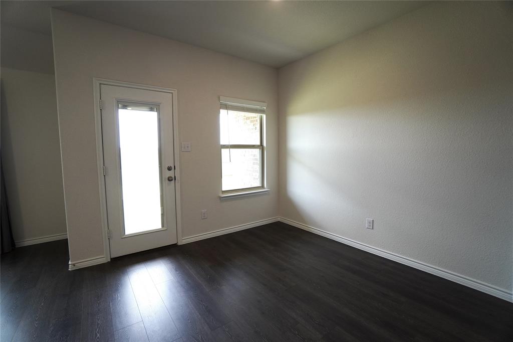 476 Declaration Way Fate, TX 75189 - Photo 12 of 28 Gallery Image 12