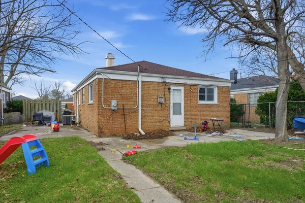 $124,900 | 14409 Minerva Avenue, Dolton, IL 60419