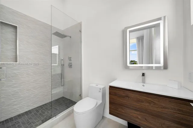 $29,500 | 1201 West 47th Street, Miami Beach, FL 33140