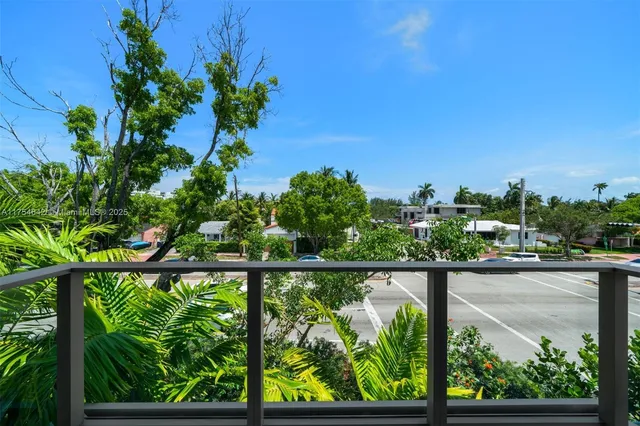 $29,500 | 1201 West 47th Street, Miami Beach, FL 33140