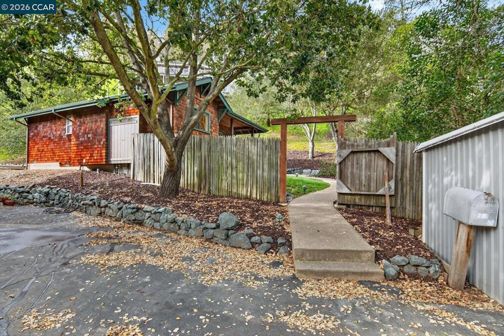 261 Castle Hill Ranch Road Walnut Creek, CA 94595 - Photo 22 of 23