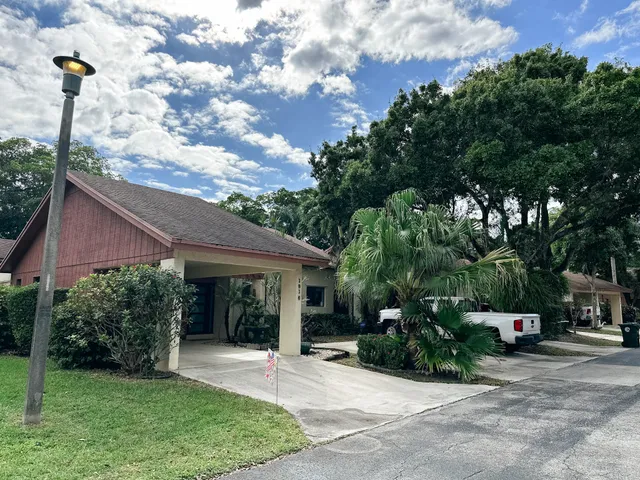 $379,900 | 1816 Tamarind Lane, Coconut Creek, FL 33063