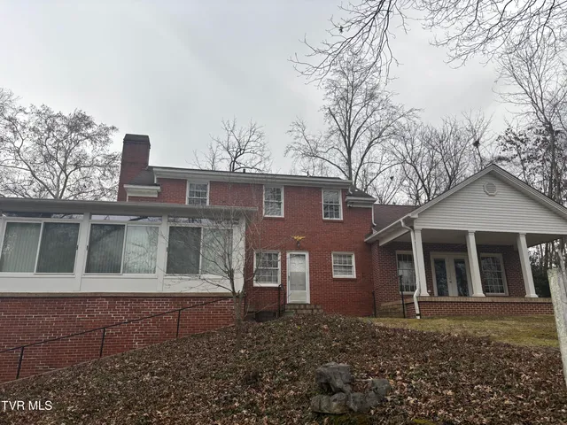 $479,900 | 902 Tusculum Boulevard, Greeneville, TN 37745