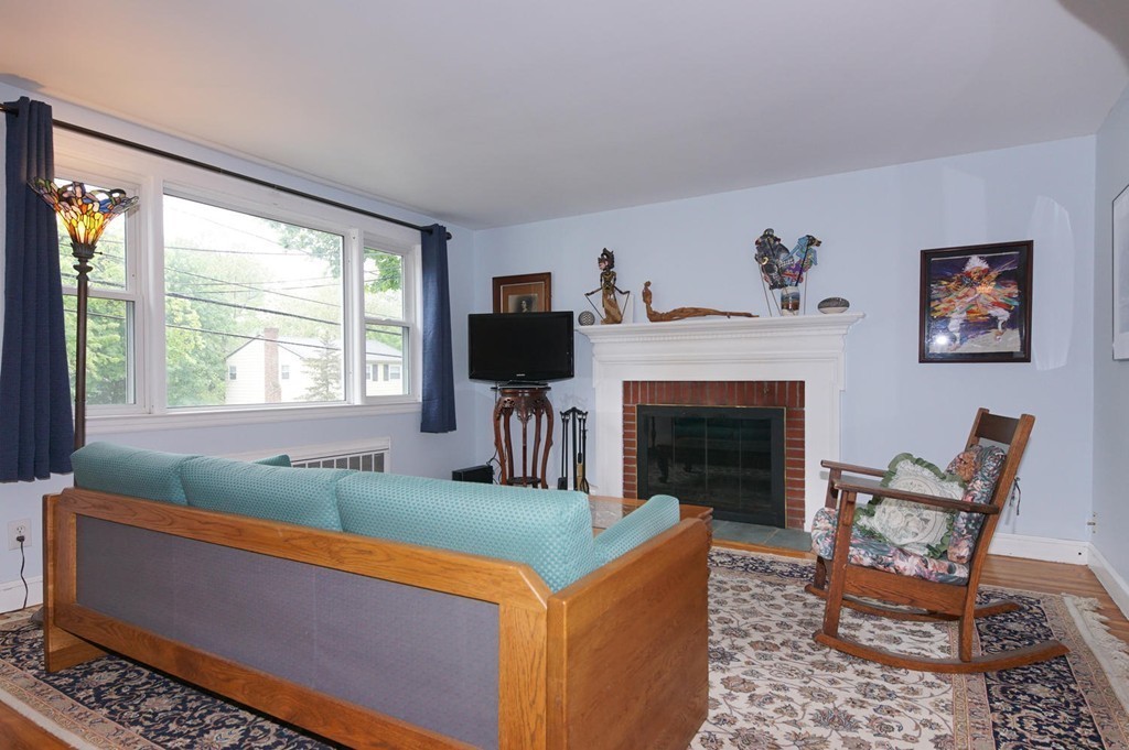 120 Glenellen Road Boston, MA 02132 - Photo 4 of 24 Gallery Image 4