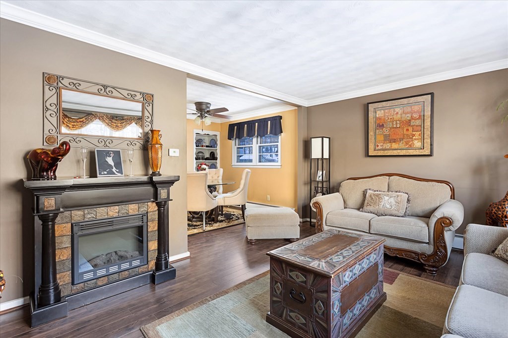 19 Leslie Road Worcester, MA 01605 - Photo 5 of 24 Gallery Image 5