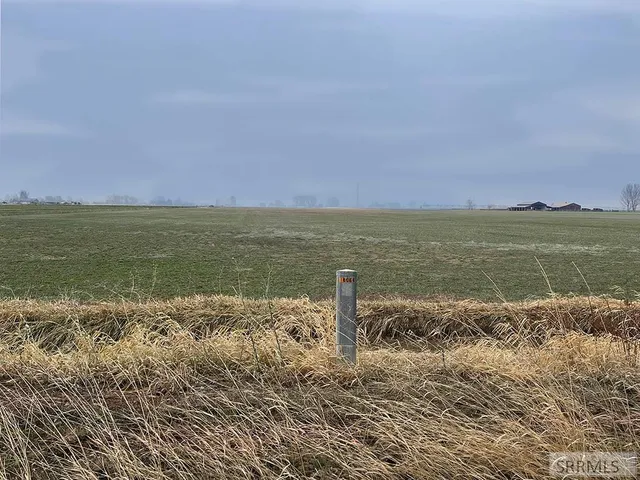 $350,000 | 14064 North 105 East, Idaho Falls, ID 83401