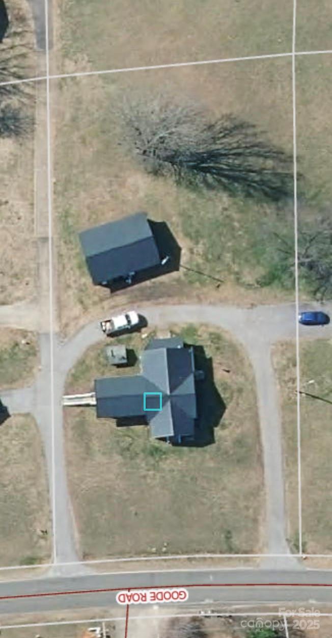 264 Goode Road Mooresboro, NC 28114 - Photo 35 of 36 a room with a rug