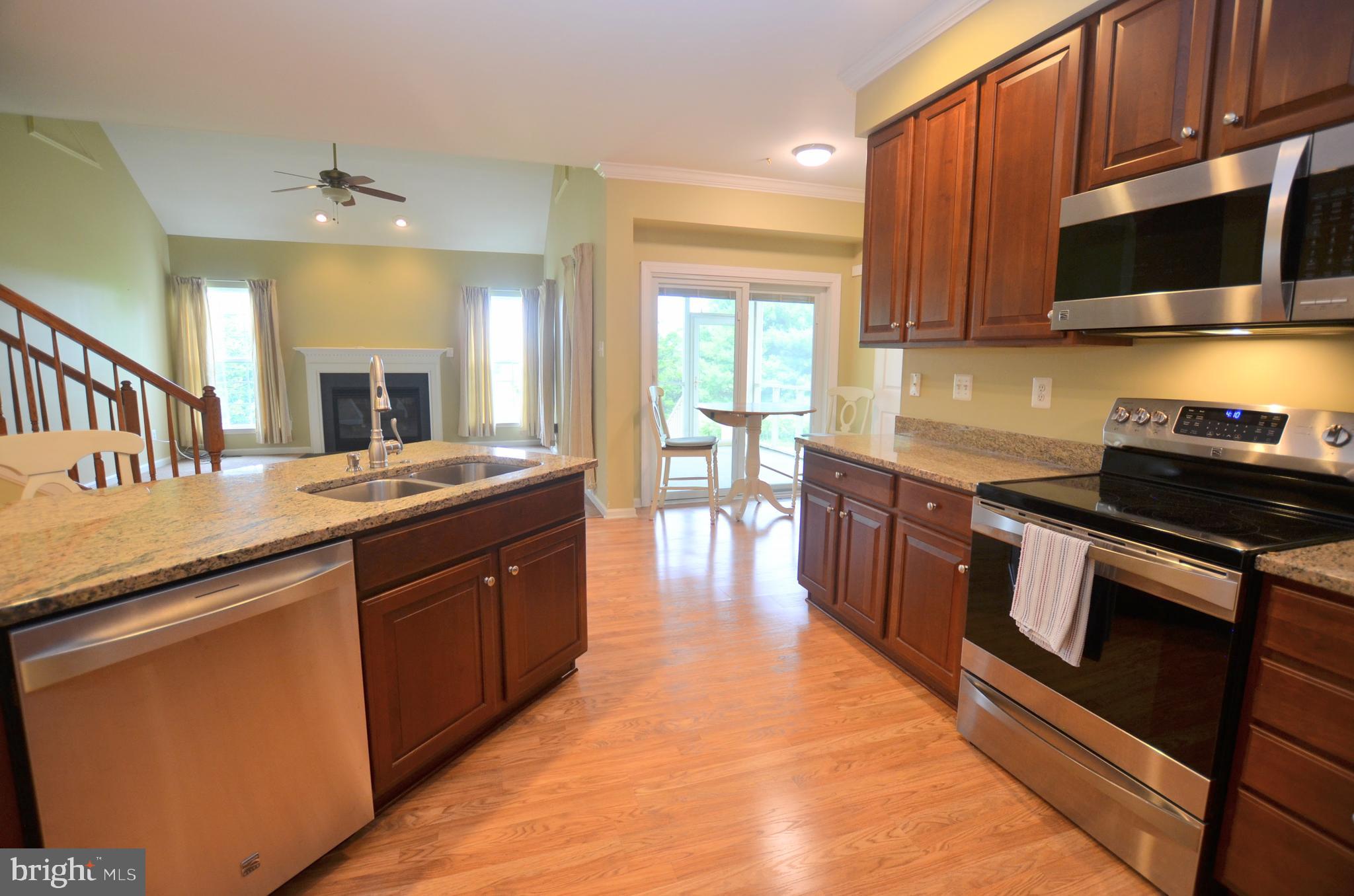 341 Pierce Run Newark, DE 19702 - Photo 7 of 40 Kitchen