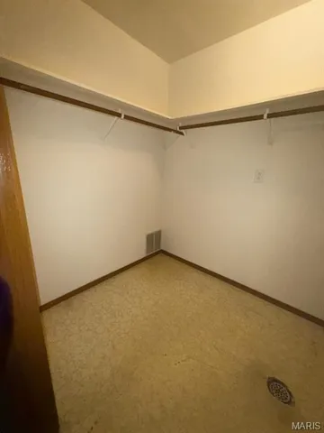 $79,900 | 702 Clearview Drive, Unit 1, Union, MO 63084