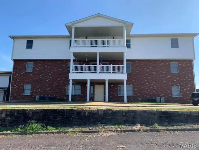 $79,900 | 702 Clearview Drive, Unit 1, Union, MO 63084