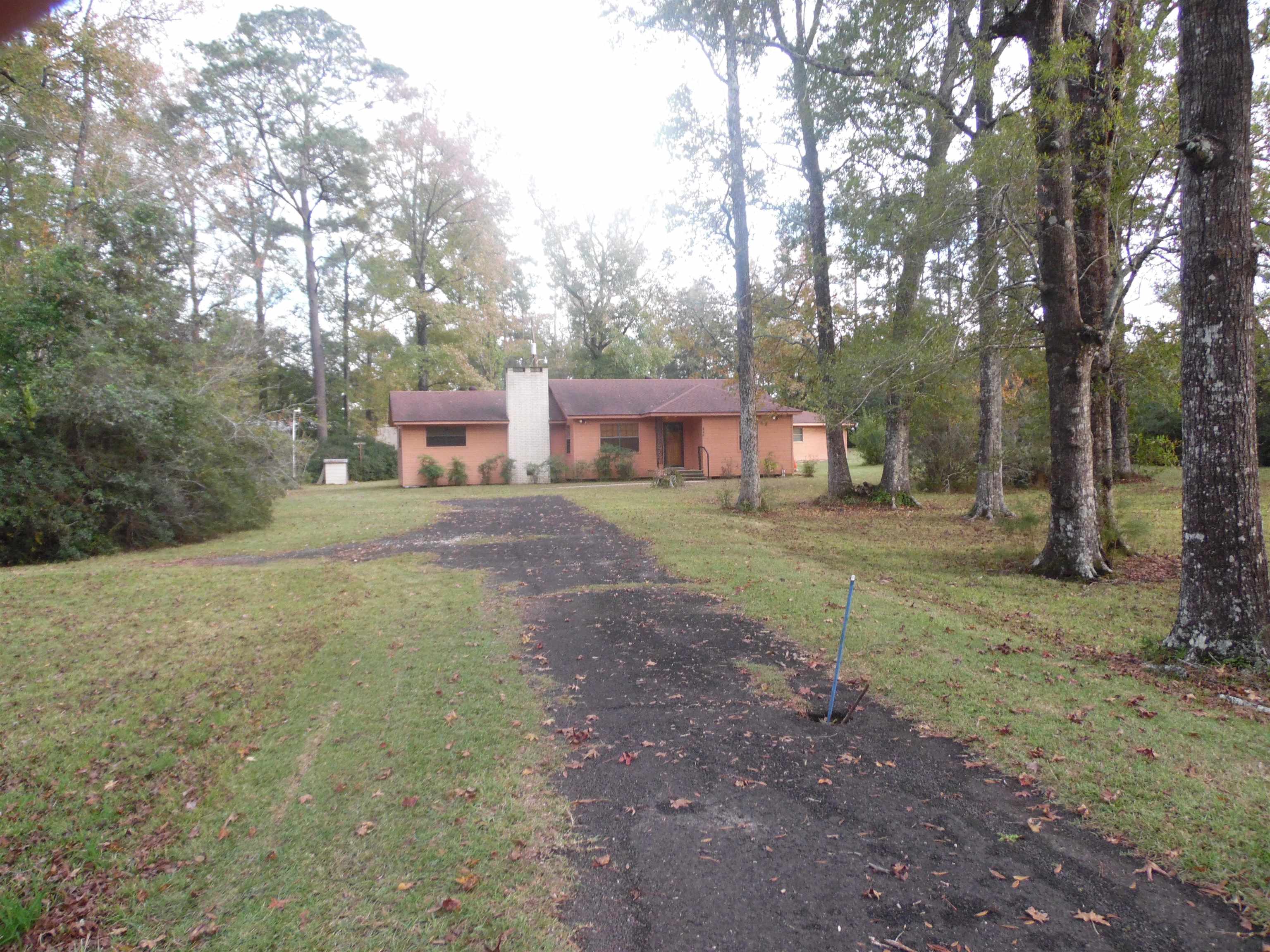 855 Gentry Drive Silsbee, TX 77656 - Photo 4 of 25