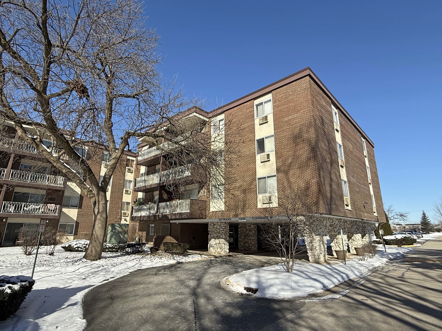 1331 South Finley Road, Unit 313 Lombard, IL 60148 - Photo 19 of 19 Gallery Image 19