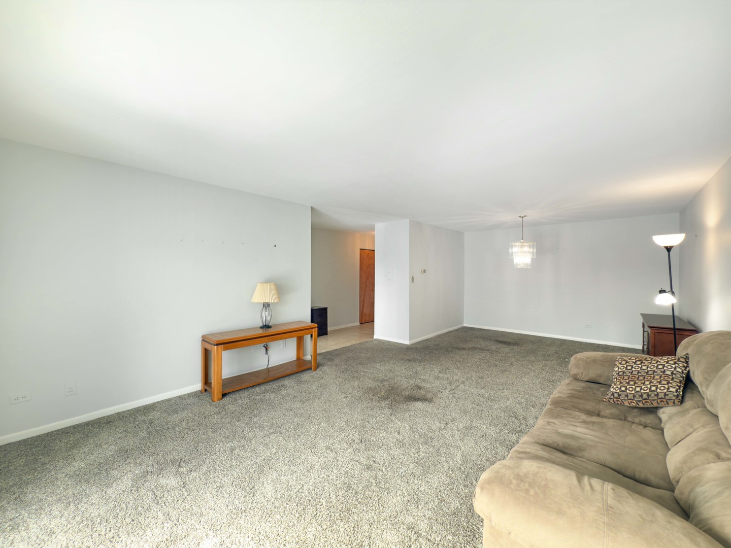 1331 South Finley Road, Unit 313 Lombard, IL 60148 - Photo 8 of 19 Gallery Image 8