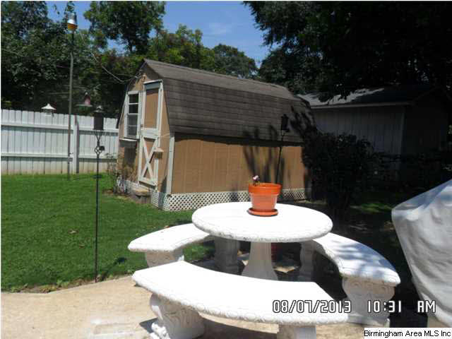 203 Edgewood Street Clanton, AL 35045 - Photo 9 of 17