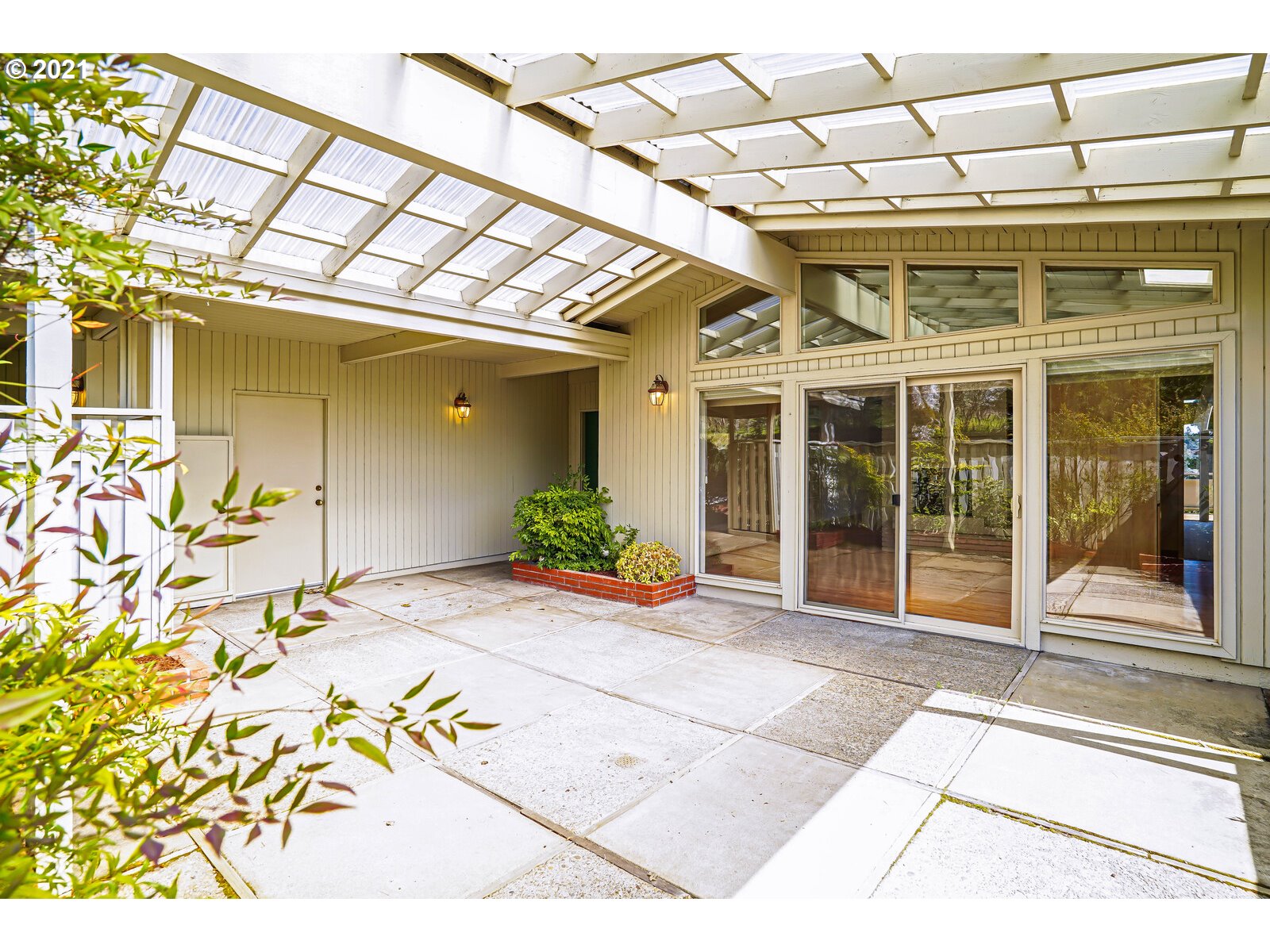 3415 Country Club Road South Salem, OR 97302 - Photo 2 of 24 Gallery Image 2