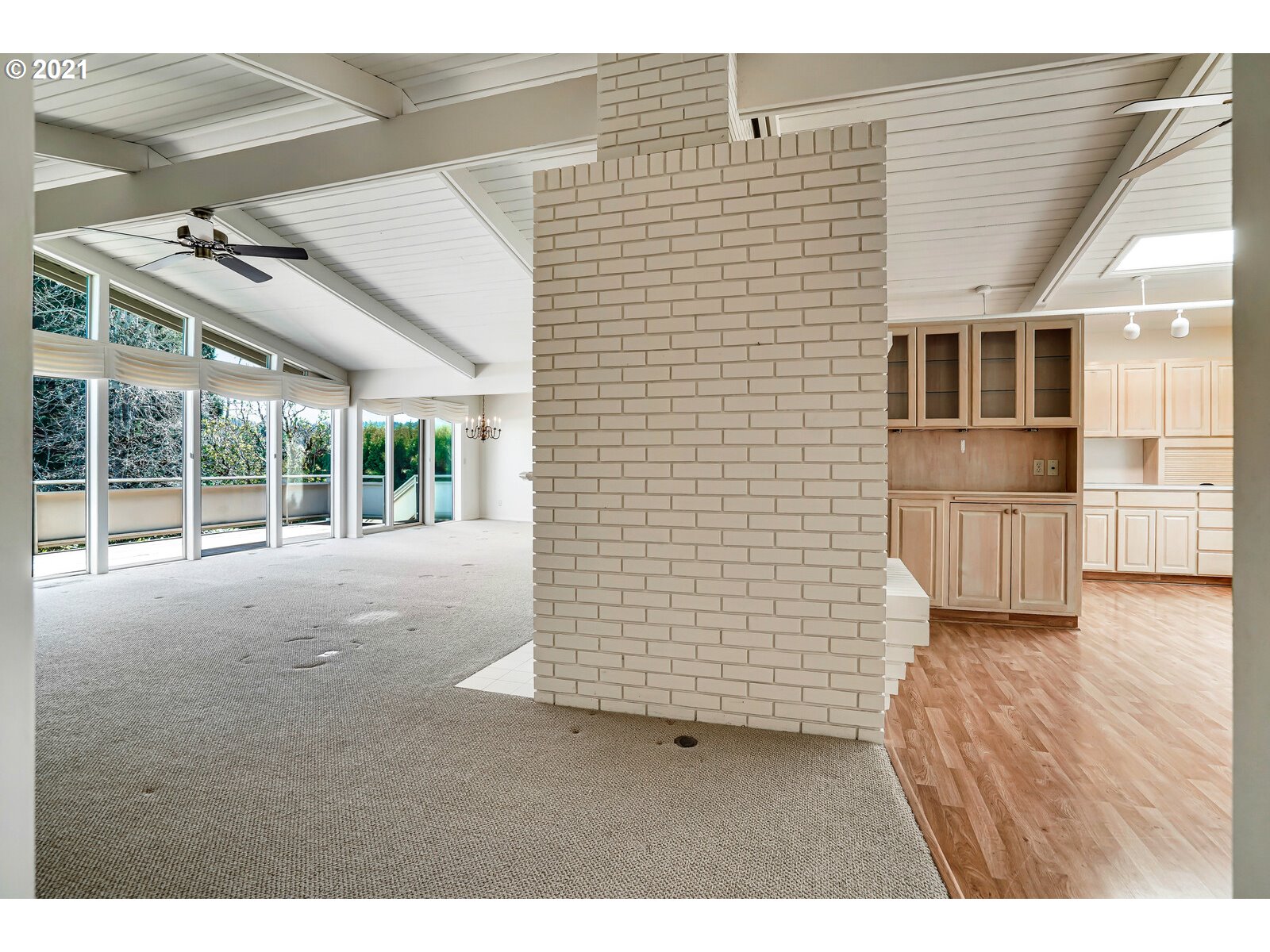 3415 Country Club Road South Salem, OR 97302 - Photo 3 of 24 Gallery Image 3