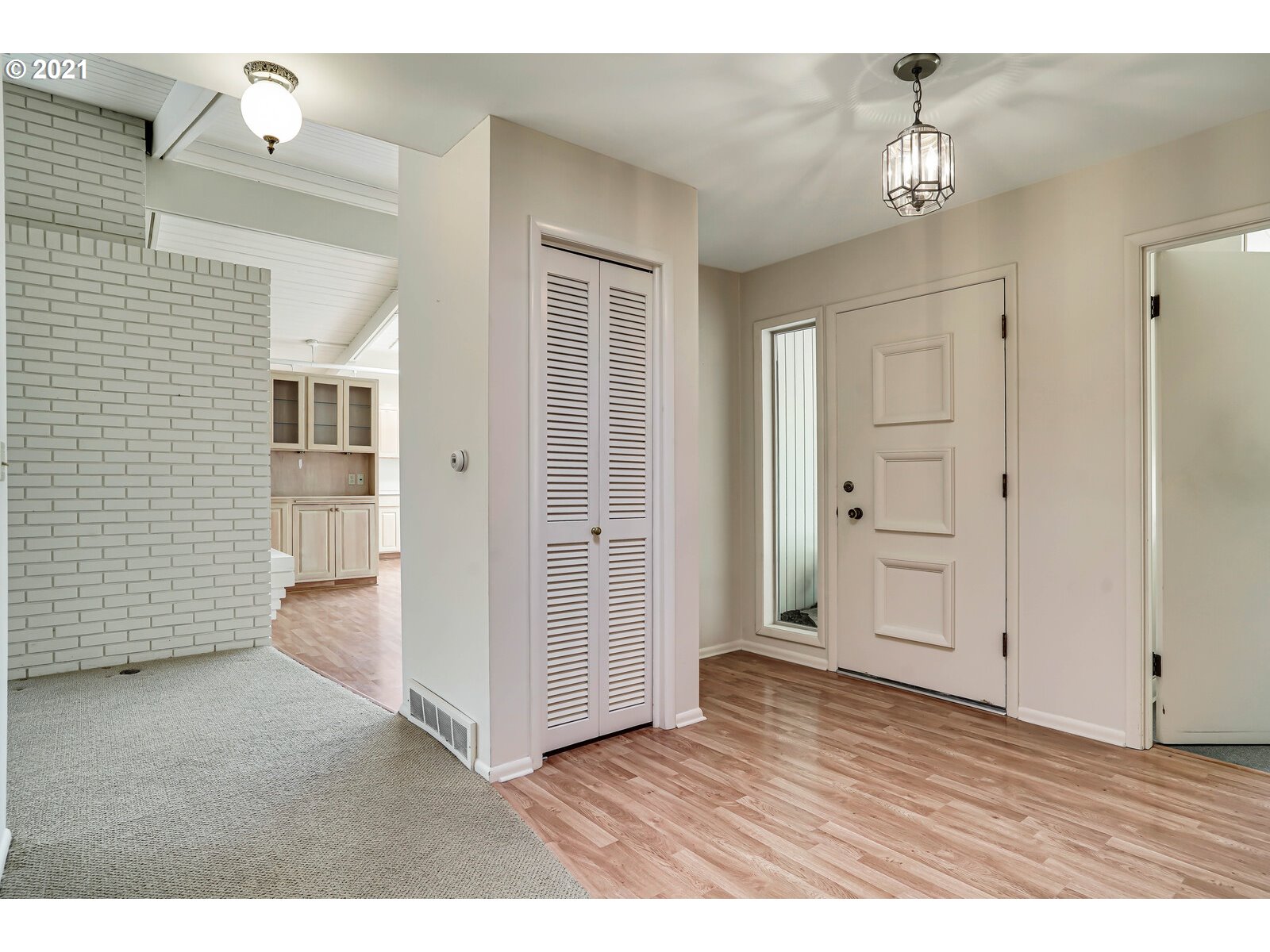 3415 Country Club Road South Salem, OR 97302 - Photo 4 of 24 Gallery Image 4