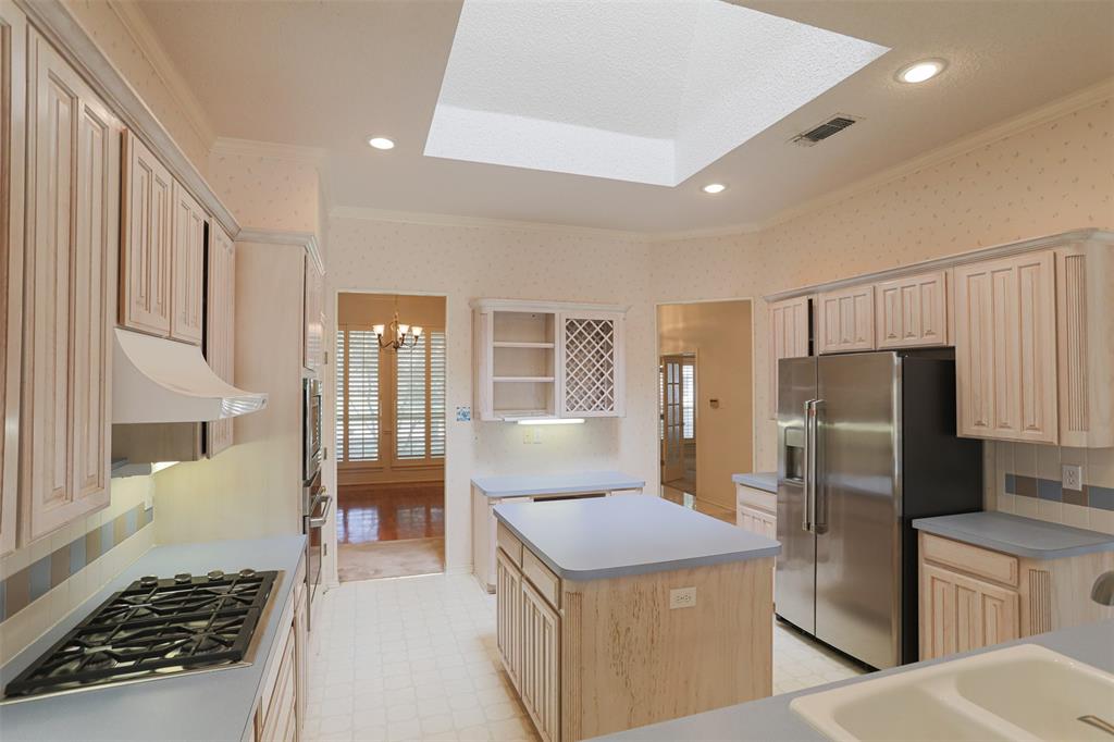 7005 Meadowside Road South Fort Worth, TX 76132 - Photo 4 of 25