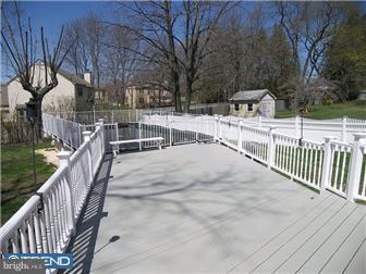 626 Cedar Grove Road Broomall, PA 19008 - Photo 4 of 11 Deck