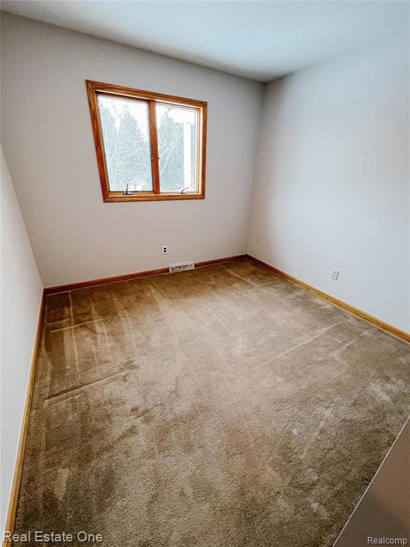 12463 Green Road Goodrich, MI 48438 - Photo 29 of 50