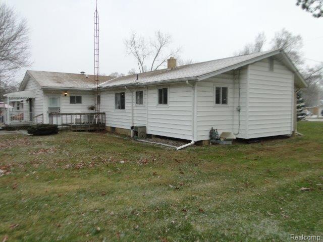 8479 Neff Road Mount Morris, MI 48458 - Photo 5 of 36