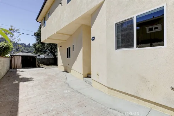 $3,500 | 7044-2 Greeley Street, Tujunga, CA 91042