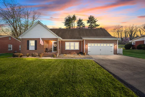 $474,900 | 4724 Norwood Street Southwest, Roanoke, VA 24018