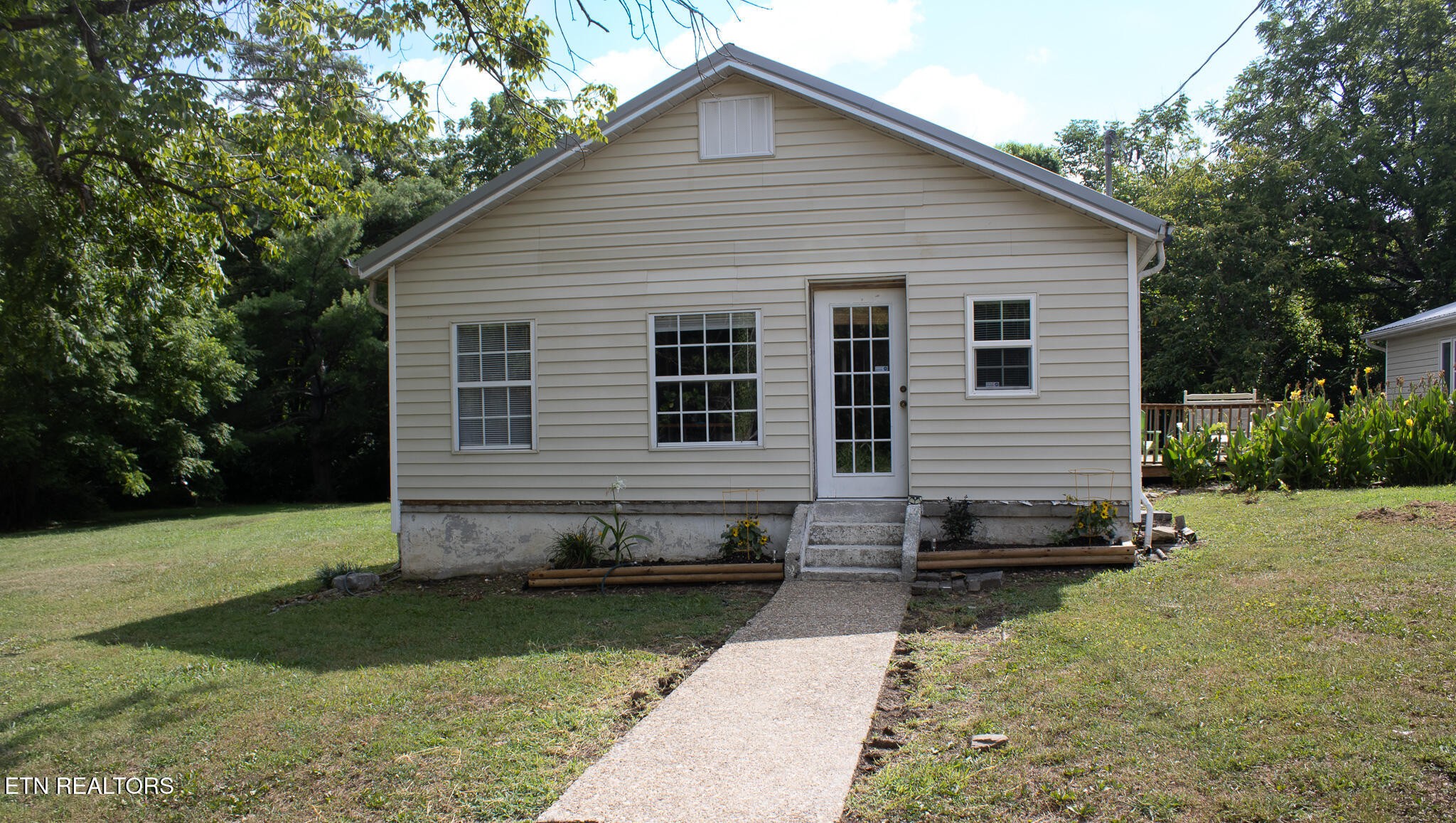 820 Wells Road Maryville, TN 37801 - Photo 1 of 17 Gallery Image 1