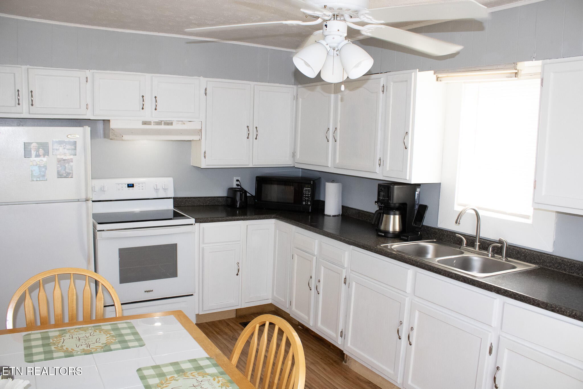 820 Wells Road Maryville, TN 37801 - Photo 8 of 17 Gallery Image 8