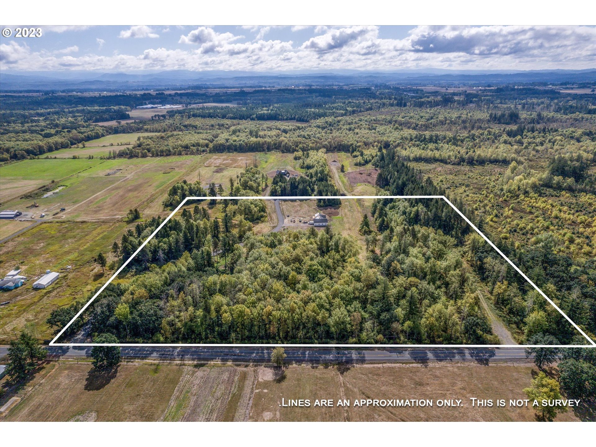 128 Lacamas Lane Winlock, WA 98596 - Photo 13 of 26 a view of a tennis court