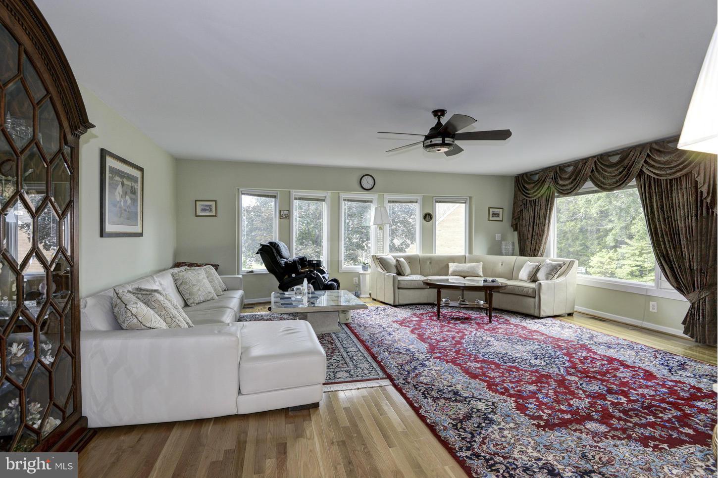 1812 Birch Road McLean, VA 22101 - Photo 15 of 30 Family Room