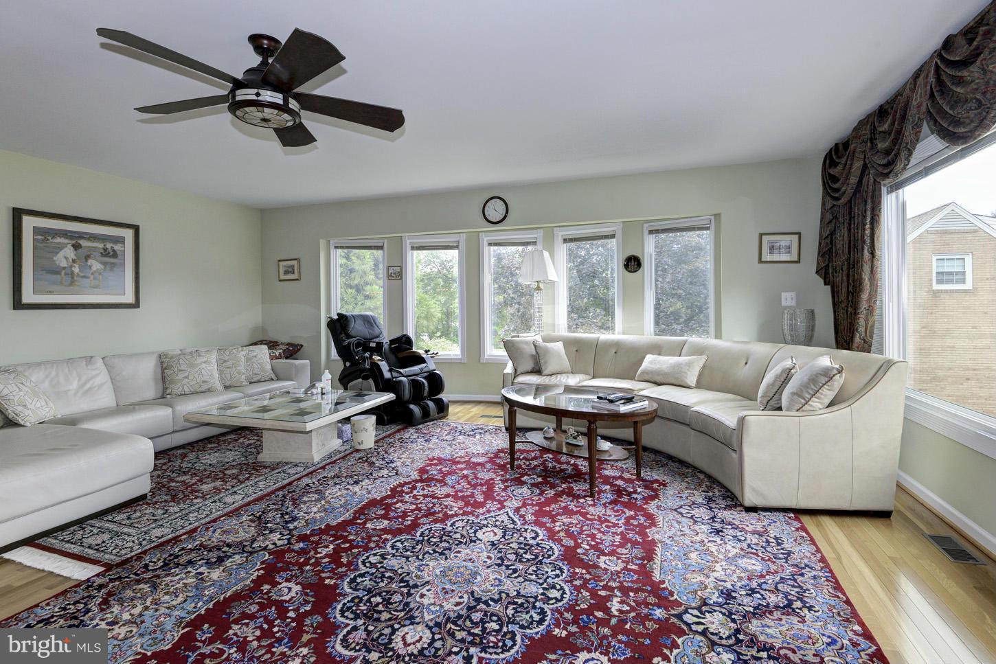1812 Birch Road McLean, VA 22101 - Photo 16 of 30 Family Room