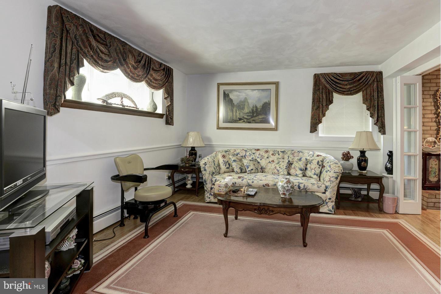 1812 Birch Road McLean, VA 22101 - Photo 26 of 30 Bedroom