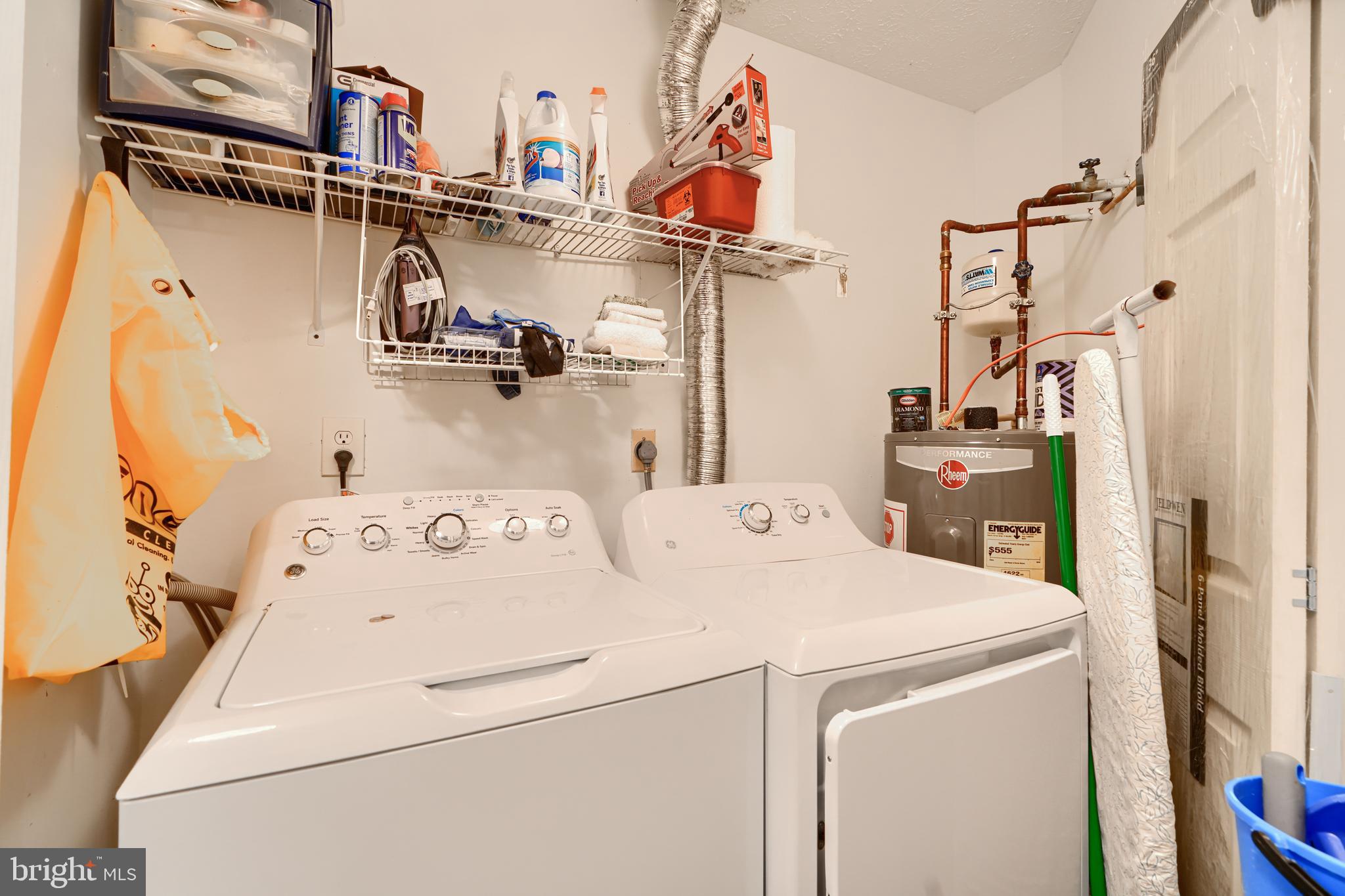 40 Surrey Lane, Unit 122 Nottingham, MD 21236 - Photo 29 of 31 a utility room with dryer and washer