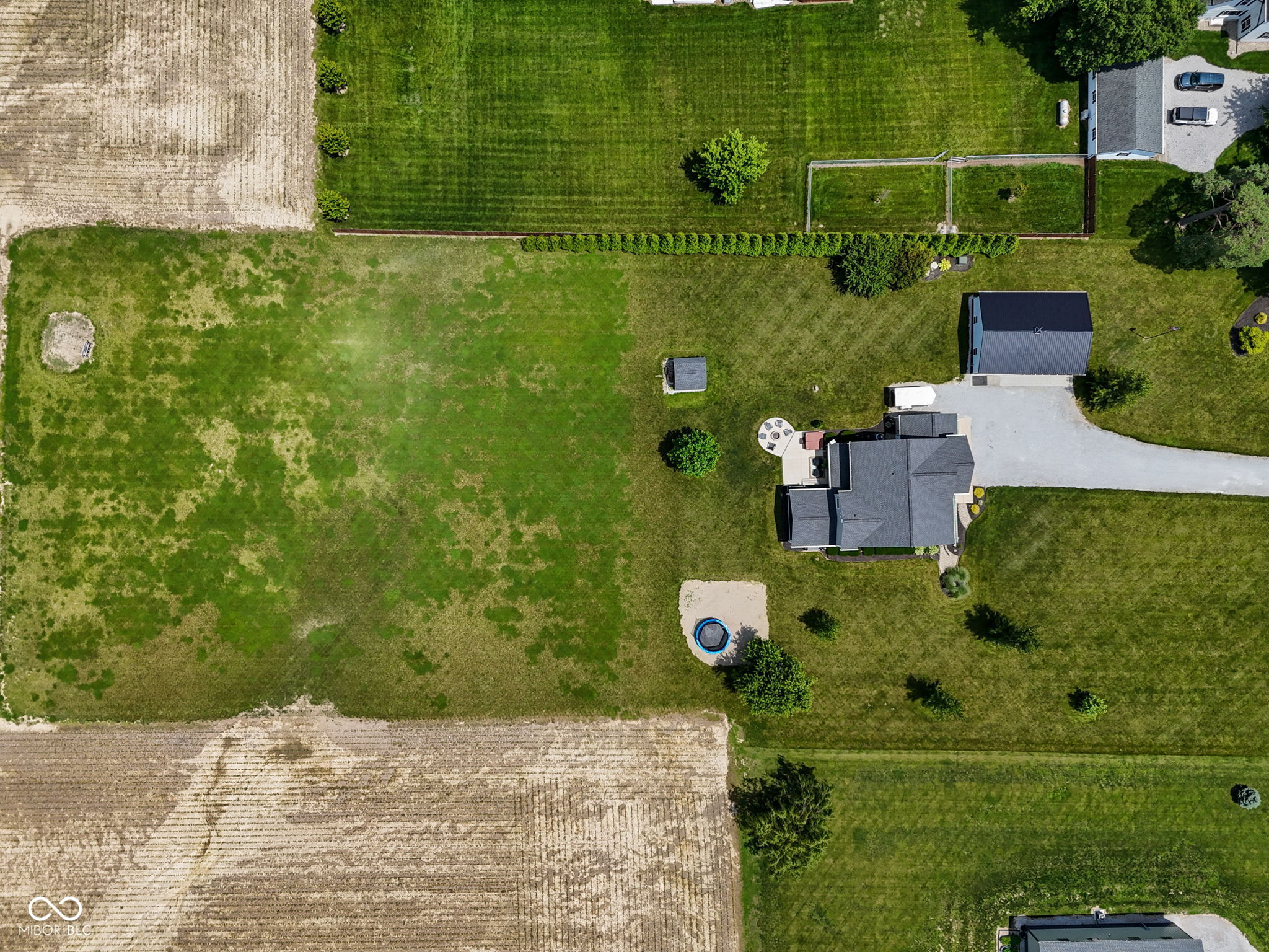 6412 Stein Road Greenwood, IN 46143 - Photo 4 of 58