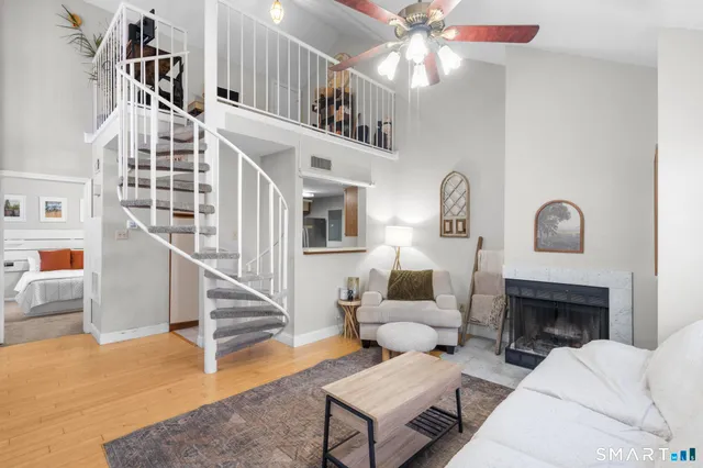 $179,000 | 301 Carriage Crossing Lane, Unit 301, Middletown, CT 06457