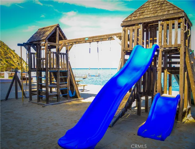 $1,295,000 | 36 Playa Azul, Avalon, CA 90704
