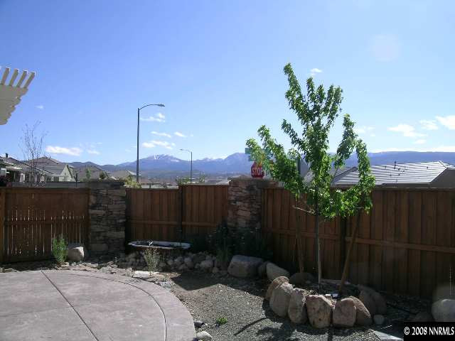 1705 Canyon Shadow Circle Reno, NV 89521 - Photo 7 of 8
