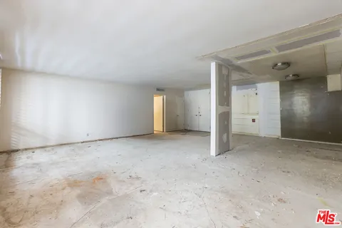 $799,000 | 848 North Kings Road, Unit 208, West Hollywood, CA 90069